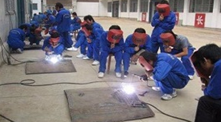 初级焊工培训